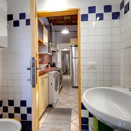 Apartment Faenza 65 Florence