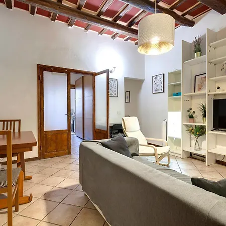 Apartment Faenza 65 Florence
